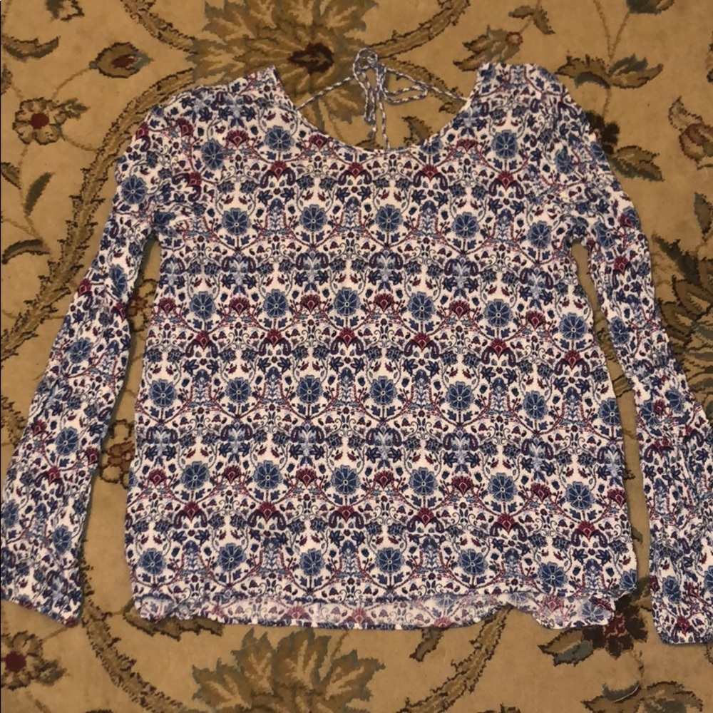Long sleeve top